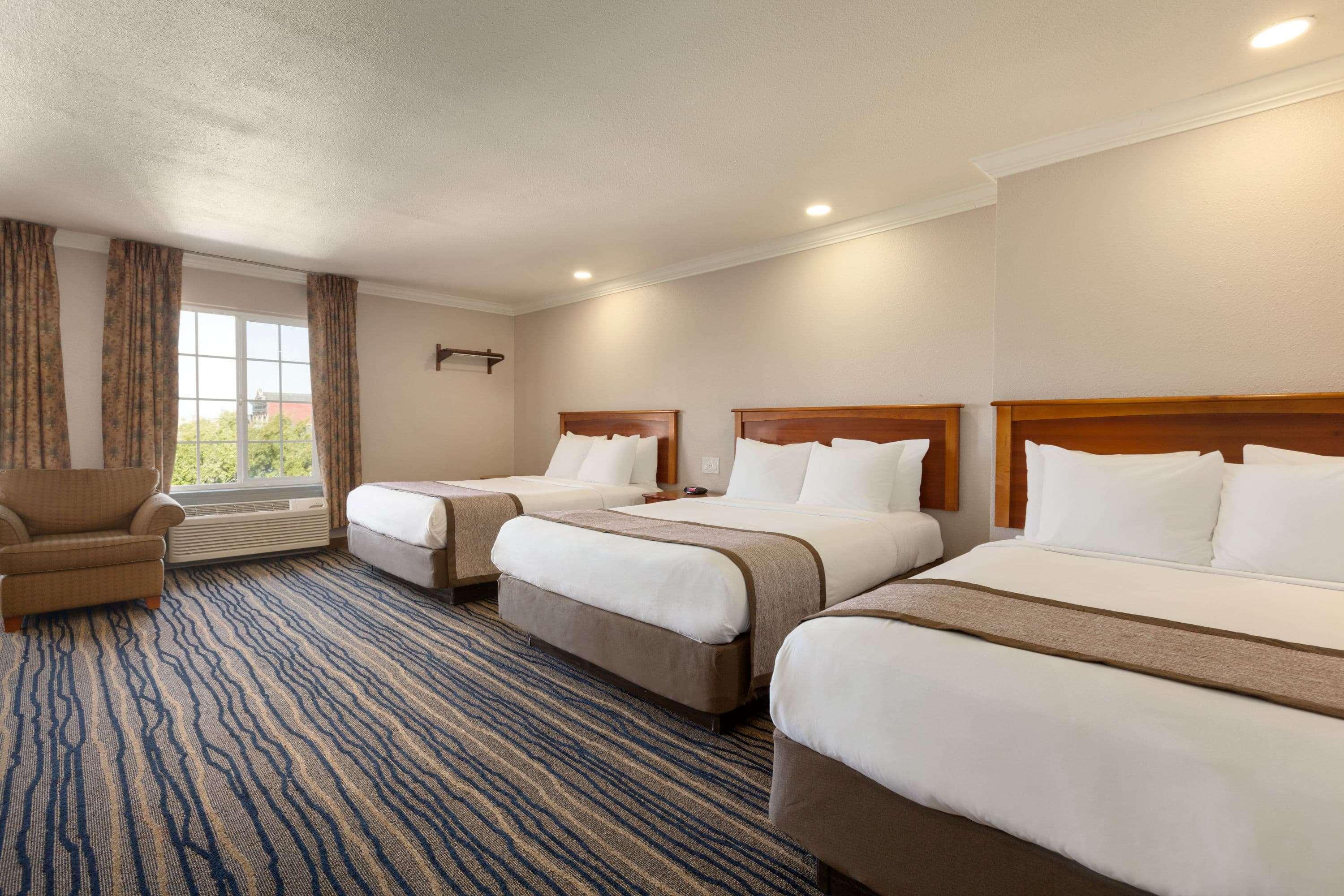 Days Inn By Wyndham Eureka Ca Exterior foto
